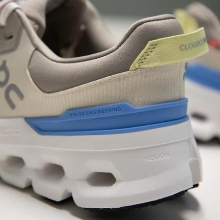 On Cloudcore 2 in Hare/Gourami 