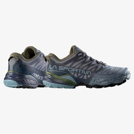 La Sportiva Akasha 2 in Limestone/Cypress