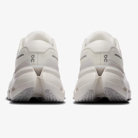 On Cloudrunner 3 in White/Ivory