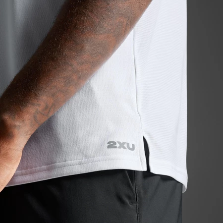 2XU Aero Mesh Tank in White/Silver