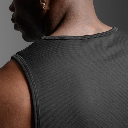 2XU Aero Mesh Tank in Black