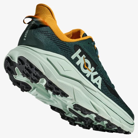 Hoka Challenger 8 in Bay Leaf/Sea Glass
