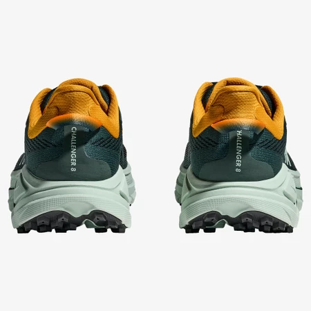 Hoka Challenger 8 in Bay Leaf/Sea Glass