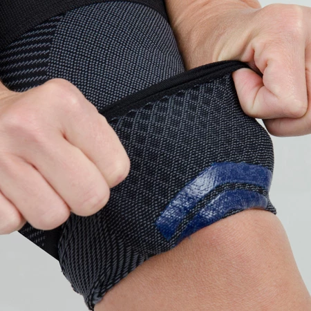 OS1st KS7 Compression Knee Support in Black