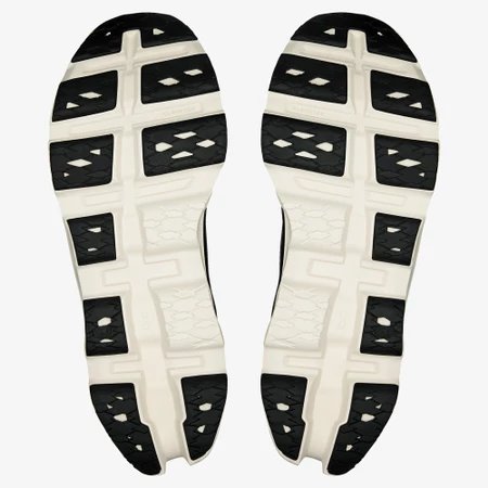 On Cloudmonster 3 in Eclipse/Orange