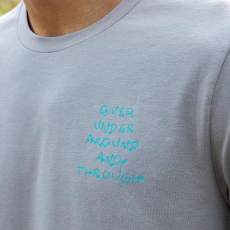 Janji Circa Daily Tee in Tiderider