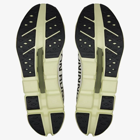 On Cloudflow 5 in Ivory/Linen