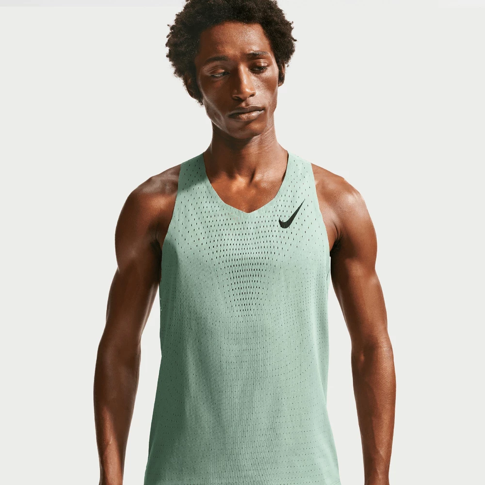 Nike AeroSwift Dri-FIT ADV Vest in Steam