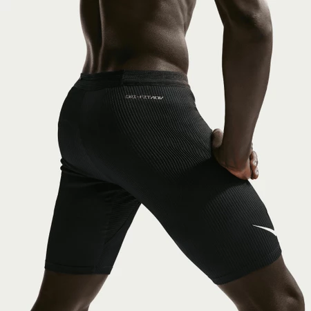 Nike AeroSwift Dri-FIT ADV 1/2 Leggings in Black
