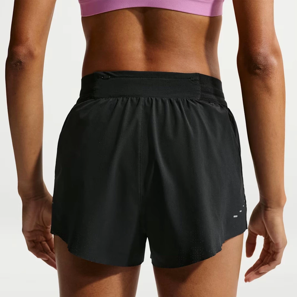 Nike Swift Breathe Mid-Rise 2.5in Shorts in Black