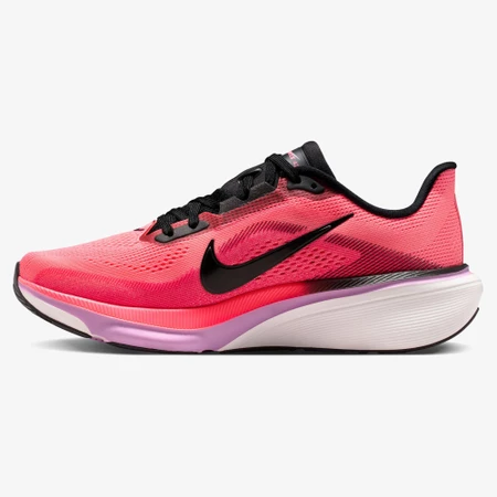 Nike Pegasus 42 in Lava Glow/Black