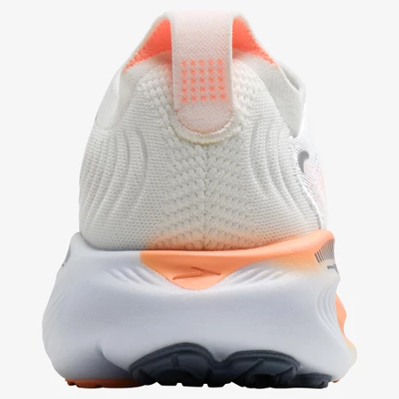 Brooks Adrenaline GTS 25 in Oyster/Peach