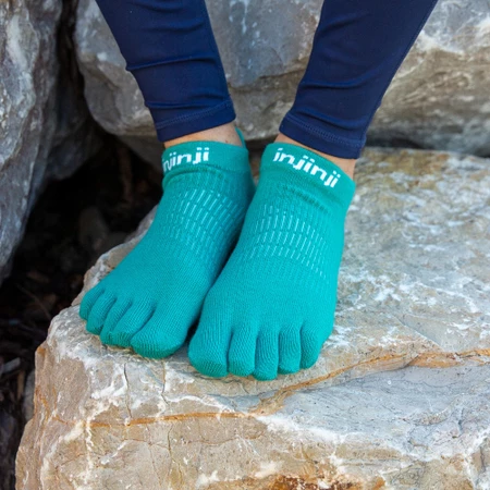 Injinji Women's Run Lightweight No-Show Toe Socks in Teal