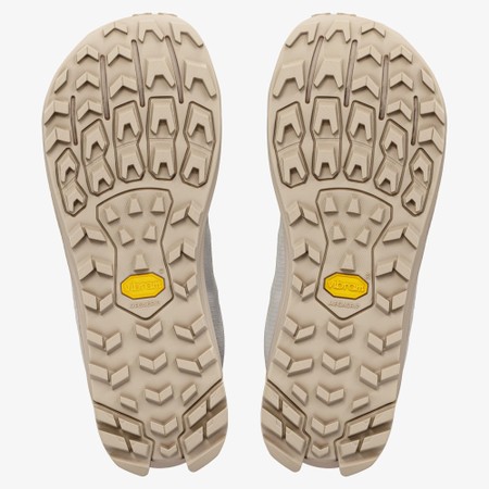 ALTRA  Lone Peak 9+