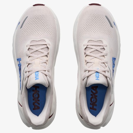 HOKA  Arahi 9