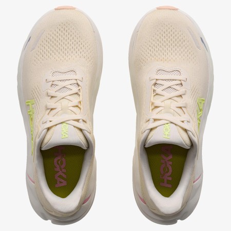 HOKA  Arahi 9