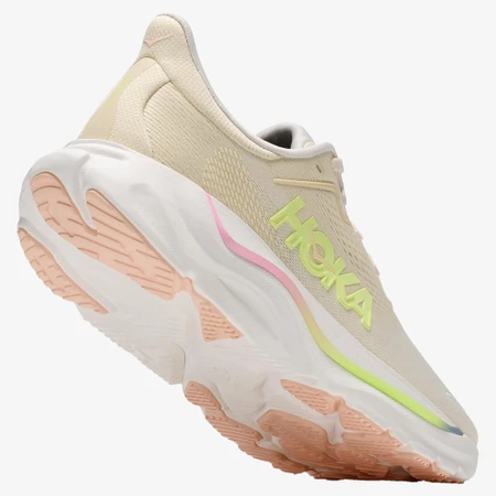 Hoka Arahi 9 in Vintage Yellow/Alabaster
