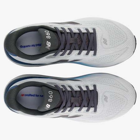 NEW BALANCE  860v15 D