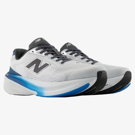 New Balance 860v15 in Quartz Grey