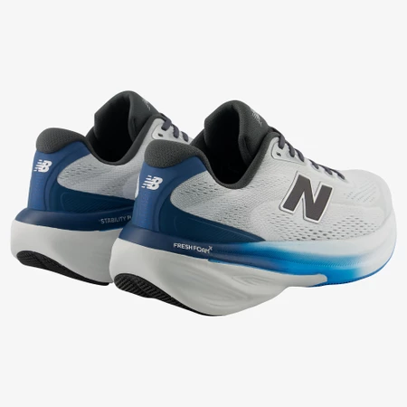 New Balance 860v15 in Quartz Grey
