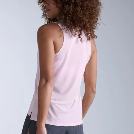 2XU Aero Singlet in Rose