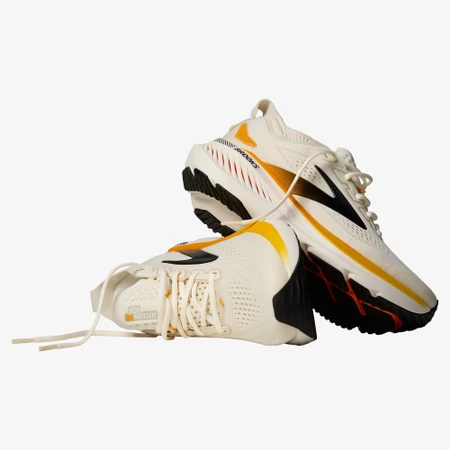 Brooks Glycerin GTS 23 in Arctic Wolf