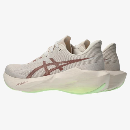 Asics Novablast 6 in Rose Dust
