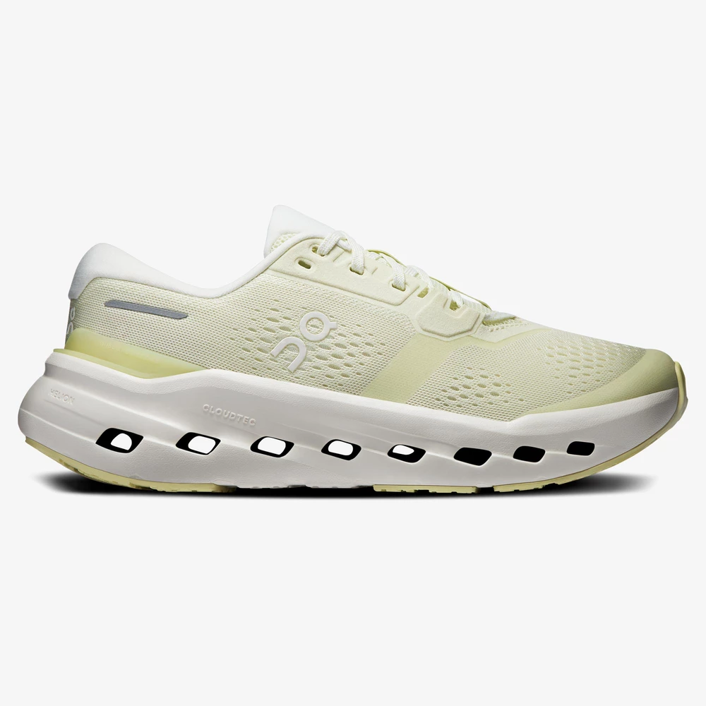 On Cloudrunner 3 in Seedling/Ivory
