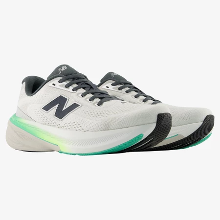 New Balance 1080v15 4E Extra Wide in Reflection