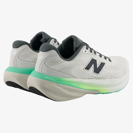 New Balance 1080v15 4E Extra Wide in Reflection