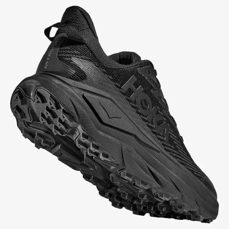 Hoka Challenger 8 GTX in Black/Black
