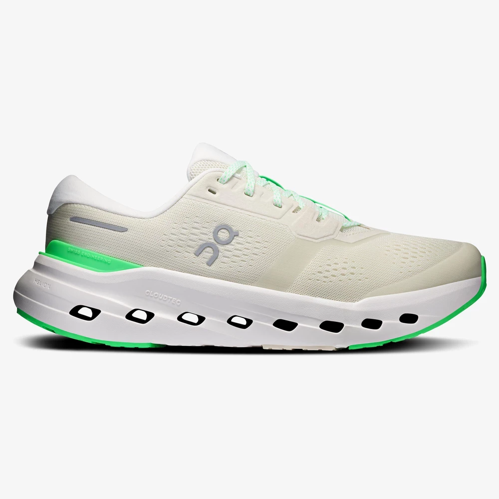 On Cloudrunner 3 in Ghost/Verdite
