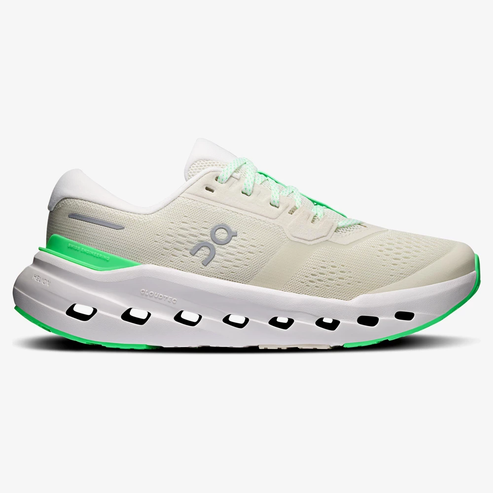 On Cloudrunner 3 in Ghost/Verdite