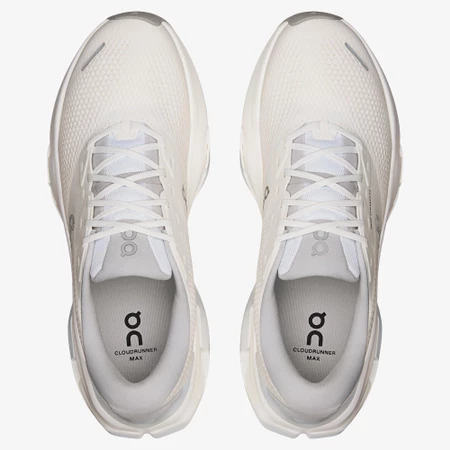On Cloudrunner 3 Max in Glacier/White