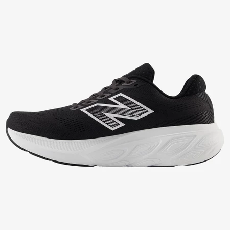 New Balance 880v15 4E Extra Wide in Black/White