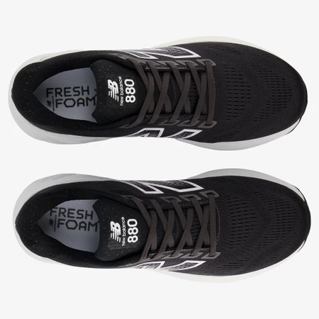 New Balance 880v15 4E Extra Wide in Black/White