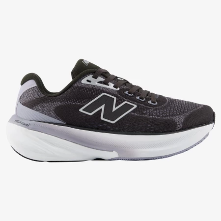 New Balance 860v15 in Black/Grey
