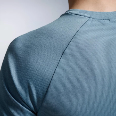 2XU Aero Mesh Tee in Blue Shade