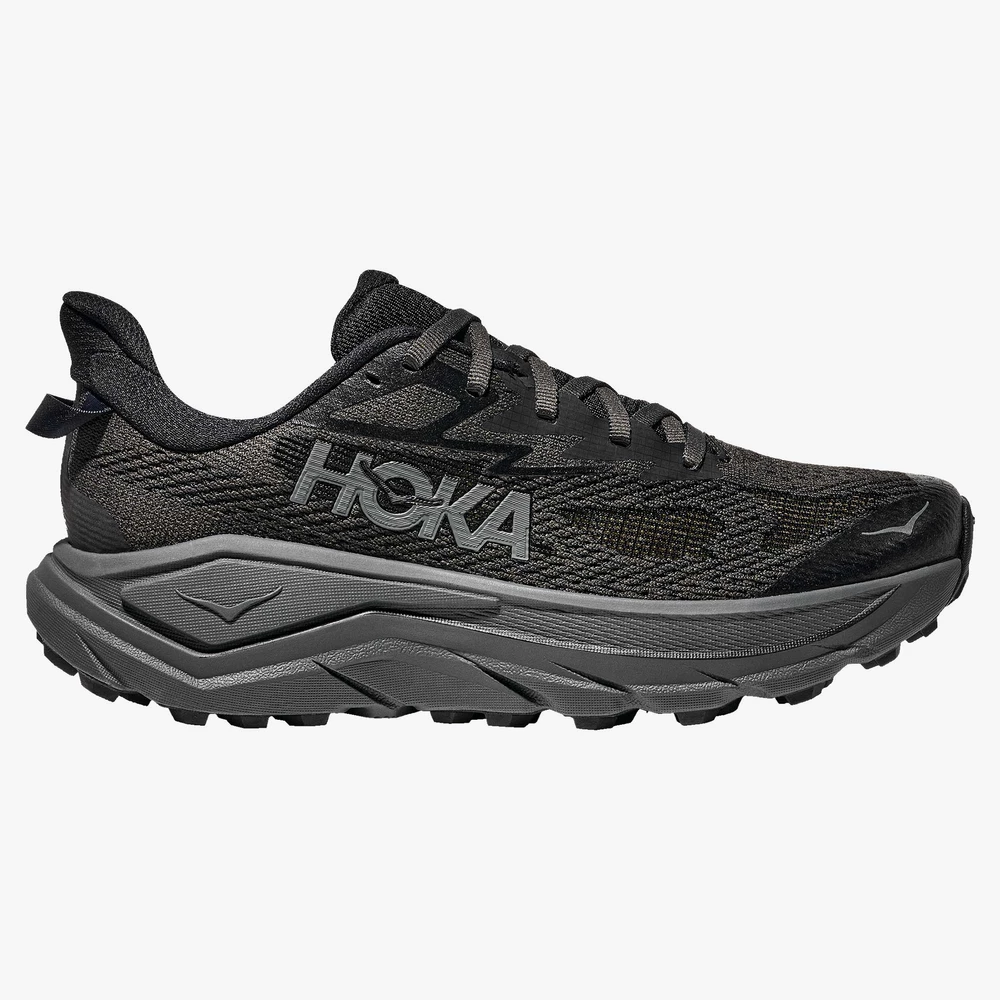 Hoka Challenger 8 Wide in Black/Black