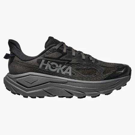 Hoka Challenger 8 Wide in Black/Black