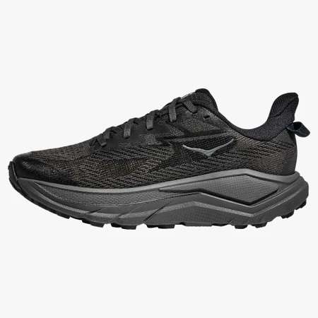 Hoka Challenger 8 Wide in Black/Black