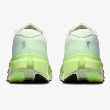 On Cloudsurfer 3 in Sprout/Lucent 