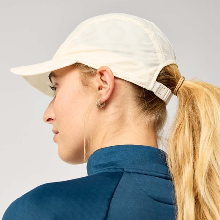 BROOKS  Journey Reflective Hat